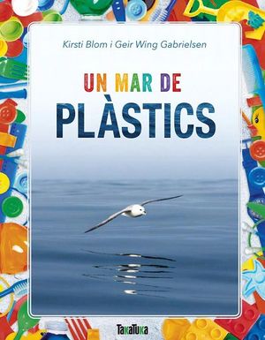 UN MAR DE PLASTICS *