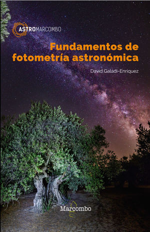 FUNDAMENTOS DE FOTOMETRÍA ASTRONÓMICA *