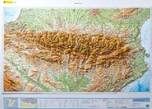 PIRINEOS 1:375.000 (RELIEVE)